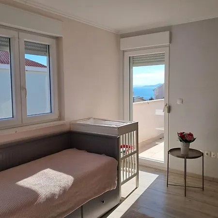 Apartment Mina *