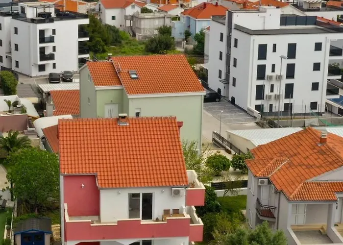 Mina Apartman
